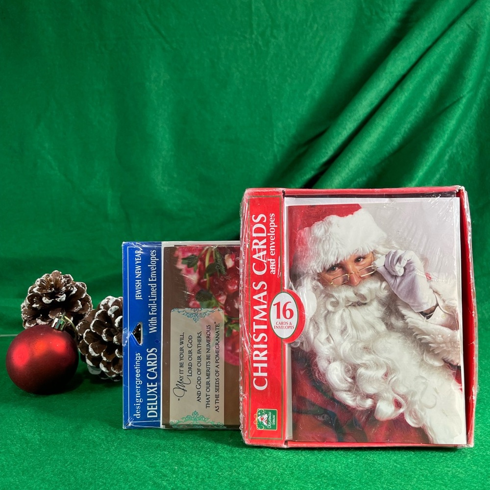NWT Bundle Christmas Holiday Cards/Envelopes
